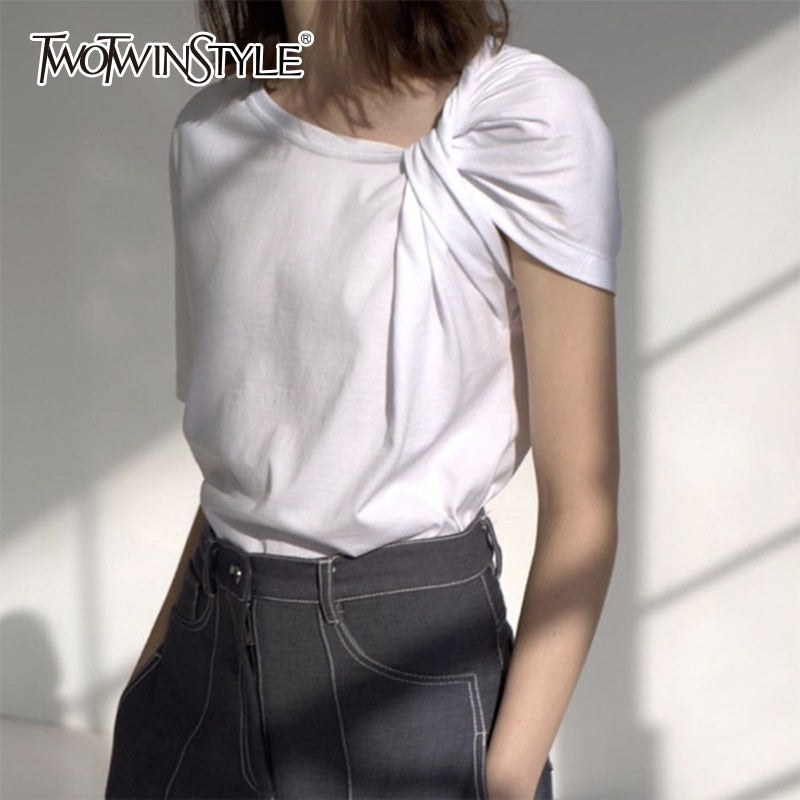 TWOTWINSTYLE Ruched Basic T Shirt For Women Short Sleeve Big Size Irregular White T Shirts Top 2019 Summer Fashion New Clothing